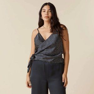 ✨ NWOT VETTA Convertible Satin Wrap Tank ✨ Navy Square Print